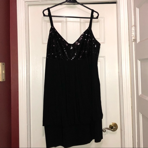 Dresses & Skirts - Sequined Cocktail Dress